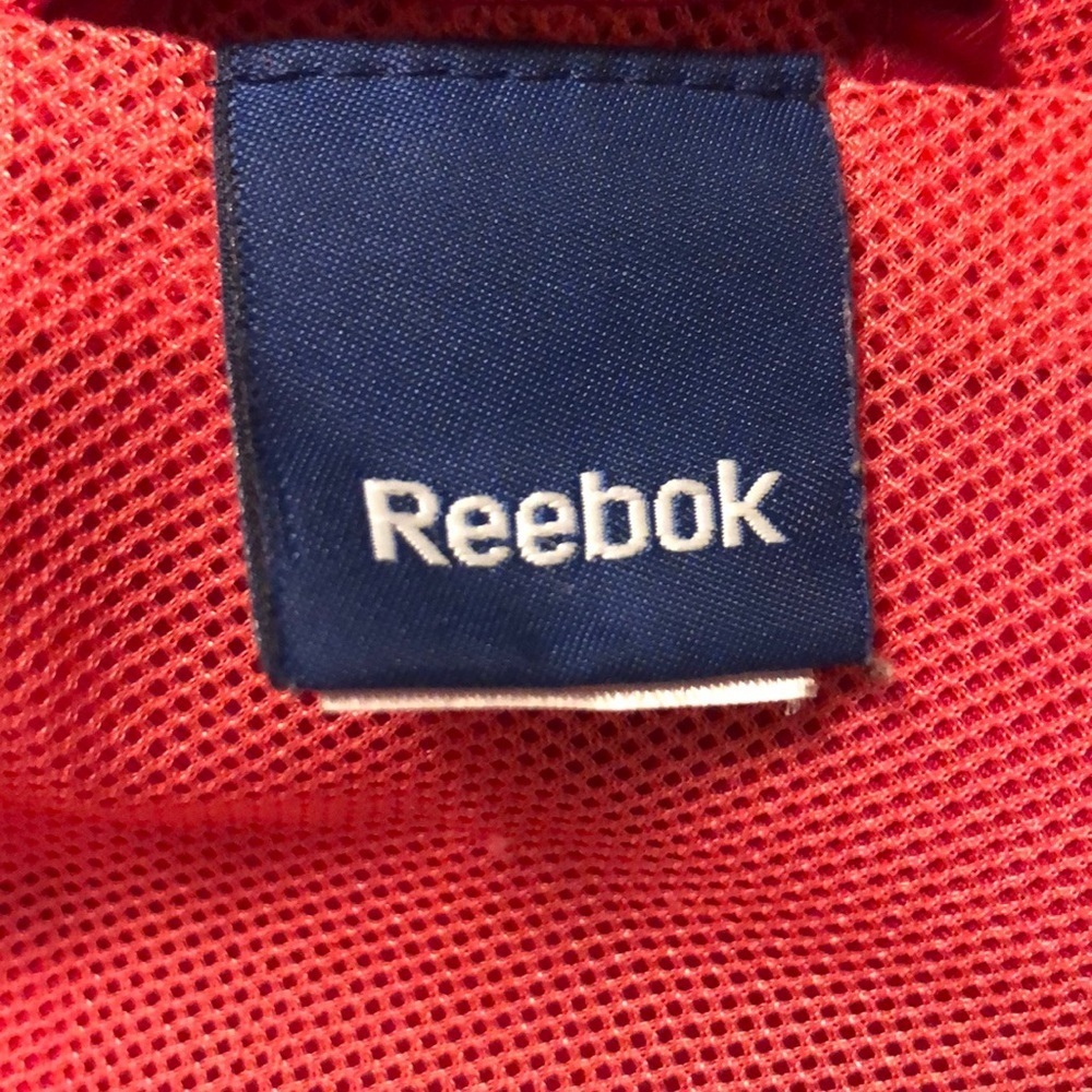 Bright pink Reebok jacket - Picture 5 of 6